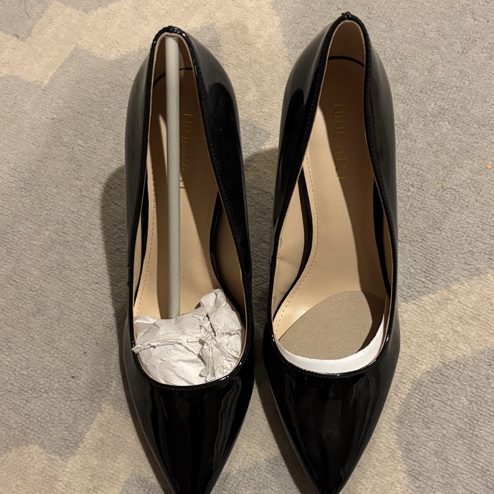 Nine West Glossy Black Heels